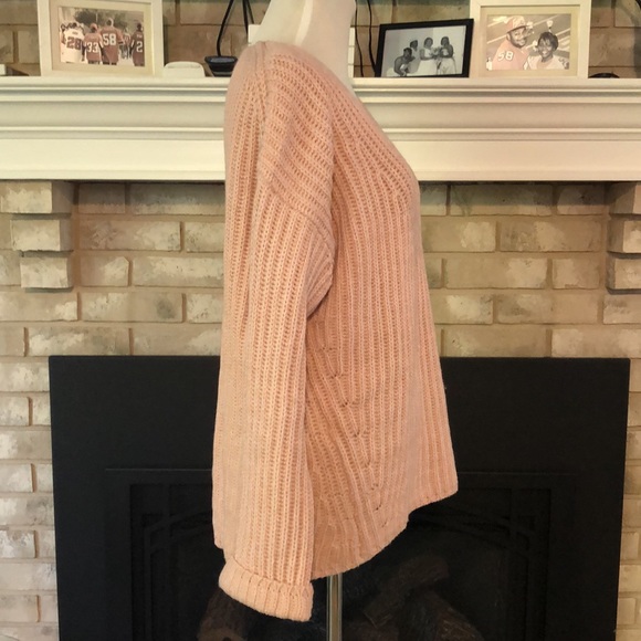COZY Casual Pink Cable Knit V-Neck Sweater size M/L - Picture 5 of 9